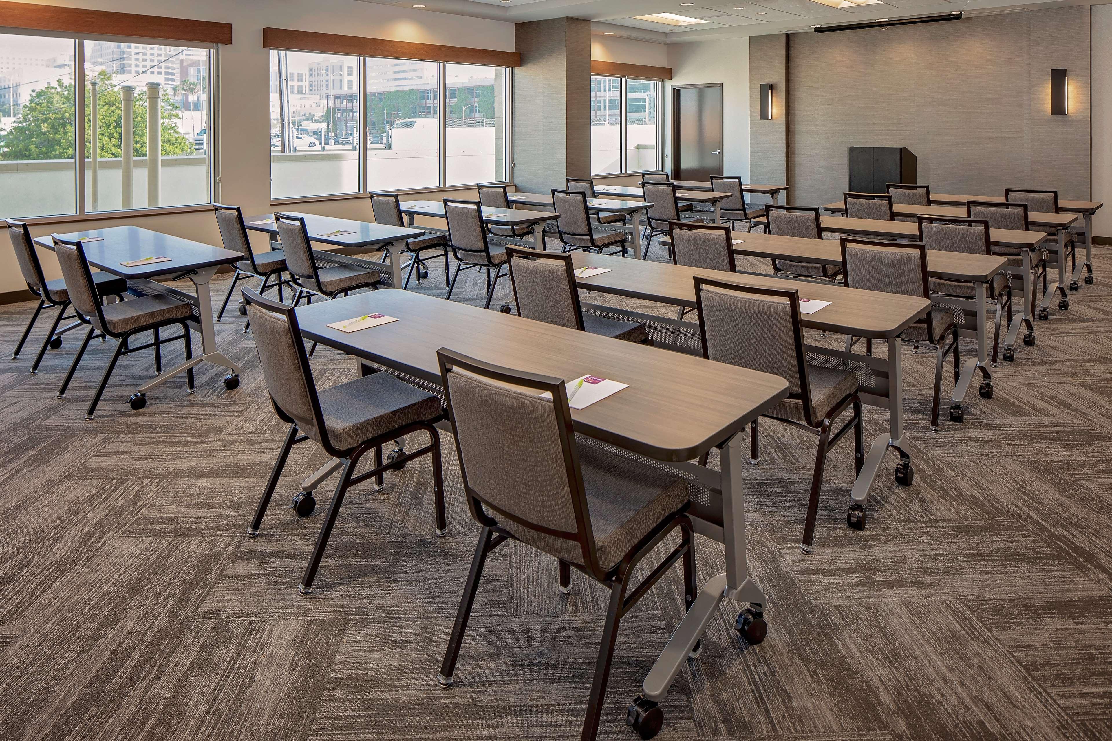 Hotel Hyatt Place Glendale/los Angeles 3*