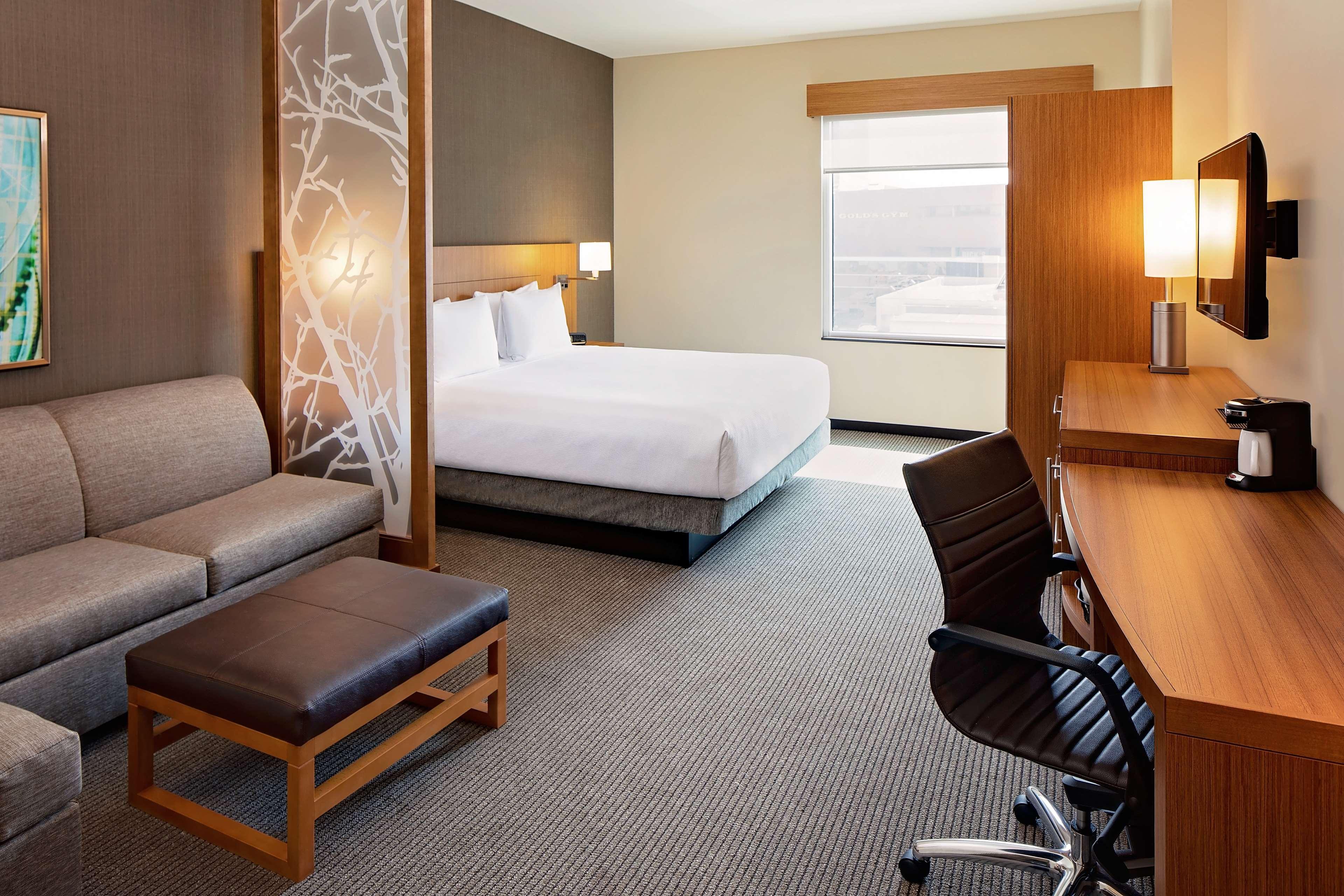 Hyatt Place Glendale/los Angeles Hotel 3*